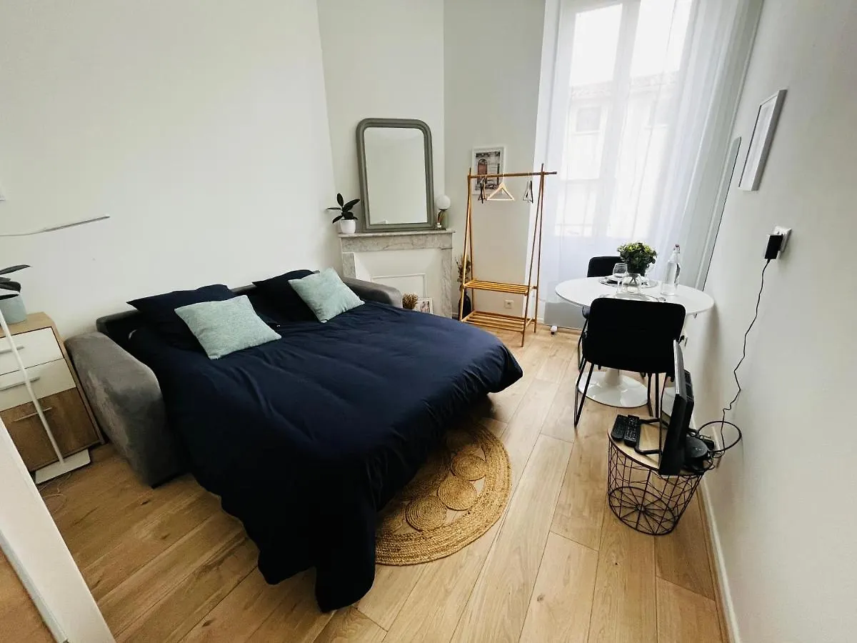 Joli Studio Sur Le Port Cannes Appartement