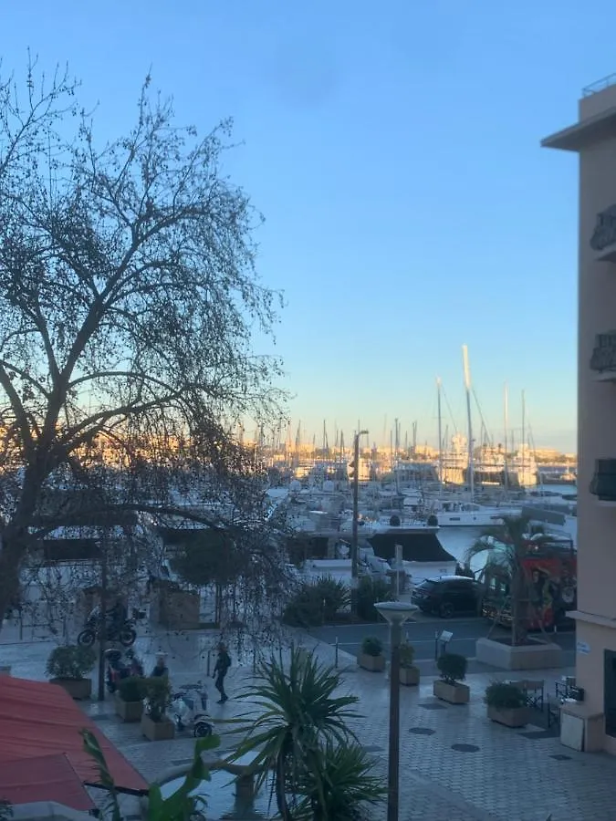 Joli Studio Sur Le Port Cannes